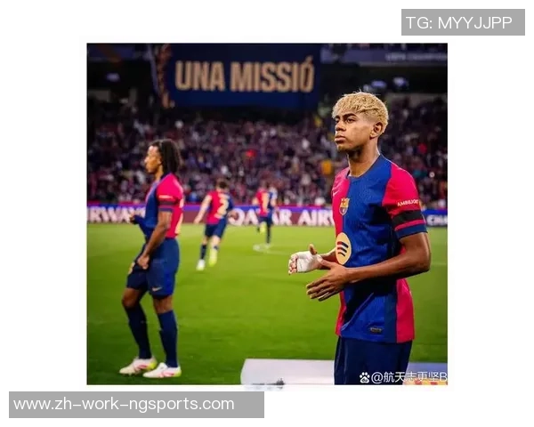 足球运动员手腕缠绷带的意义与影响解析及其对比赛表现的影响 足球运动员手腕缠绷带的意义与影响解析及其对比赛表现的影响